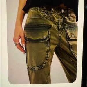 Free People We The Free Hot In It Moto Pants. NWT. Army green